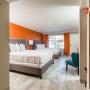 Отели - Миртл-Бич, Waikiki Village Retro Motel by Oceana Resorts