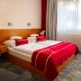 Motely - Stęszew, Motel 2000