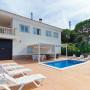 Виллы - Льорет-де-Мар, Lloret de Mar Villa Sleeps 6 Pool WiFi