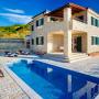 Vily - Split, Stobrec Villa Sleeps 8 Pool Air Con WiFi