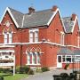 Penziony - Dukinfield, Barton Villa
