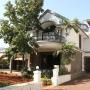 Vily - Lonavala, Luxurious 4bhk private bungalow with Jacuzzi in Khandala