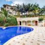 Vily - Coxen Hole, The Sunny Villa @ Keyhole Bay