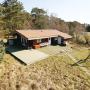 Nyaralók - Vester Sømarken, Three-Bedroom Holiday Home in Aakirkeby