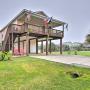 Дома для отпуска - Галвестон, Galveston Home w/Canal Views, ¼ mi to Beach!
