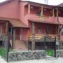 Penzióny - Haţeg, Casa Cu Piatra