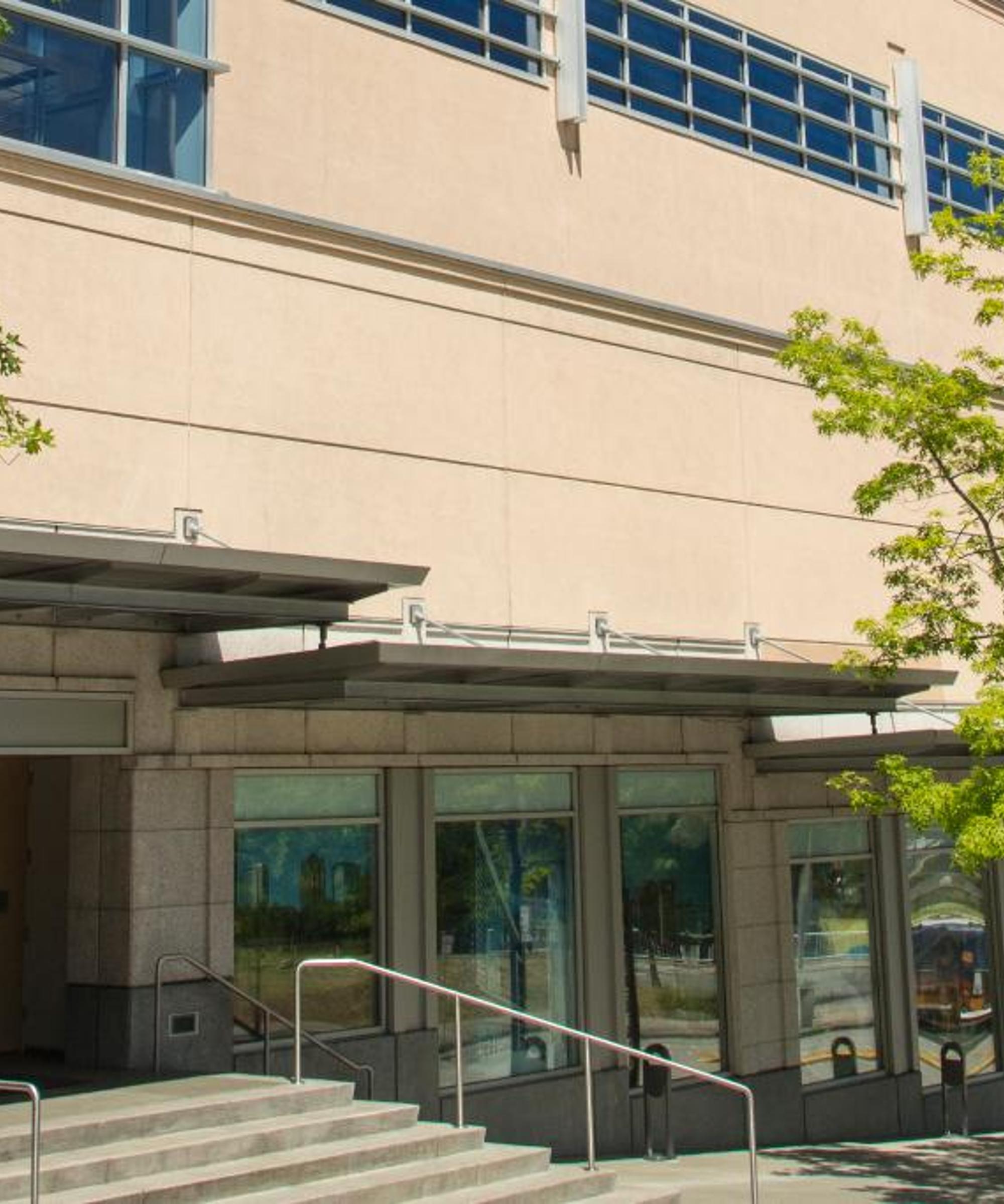 Hertz Car Rental in Bellevue