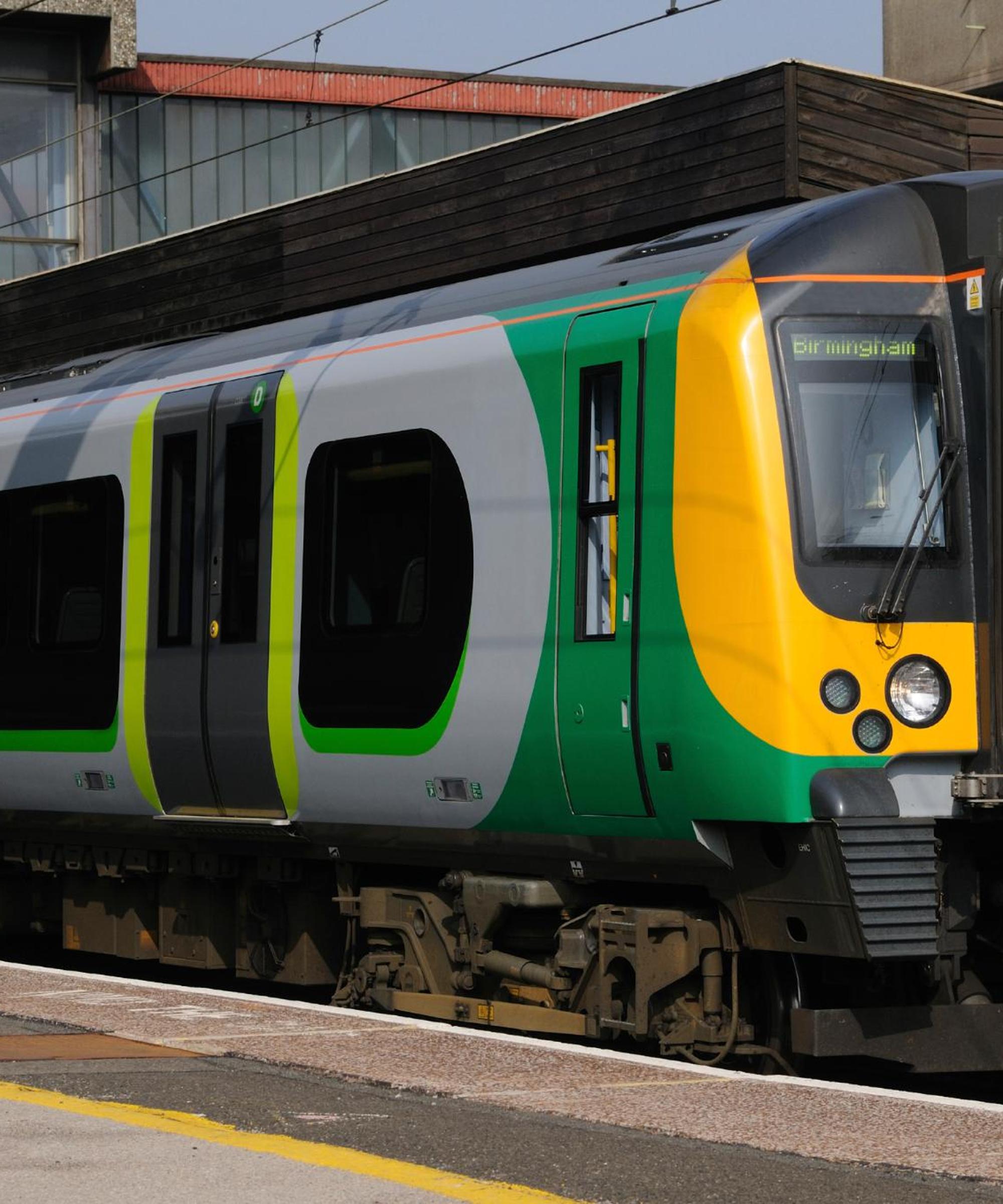 Cheap car hire in Birmingham find and compare deals