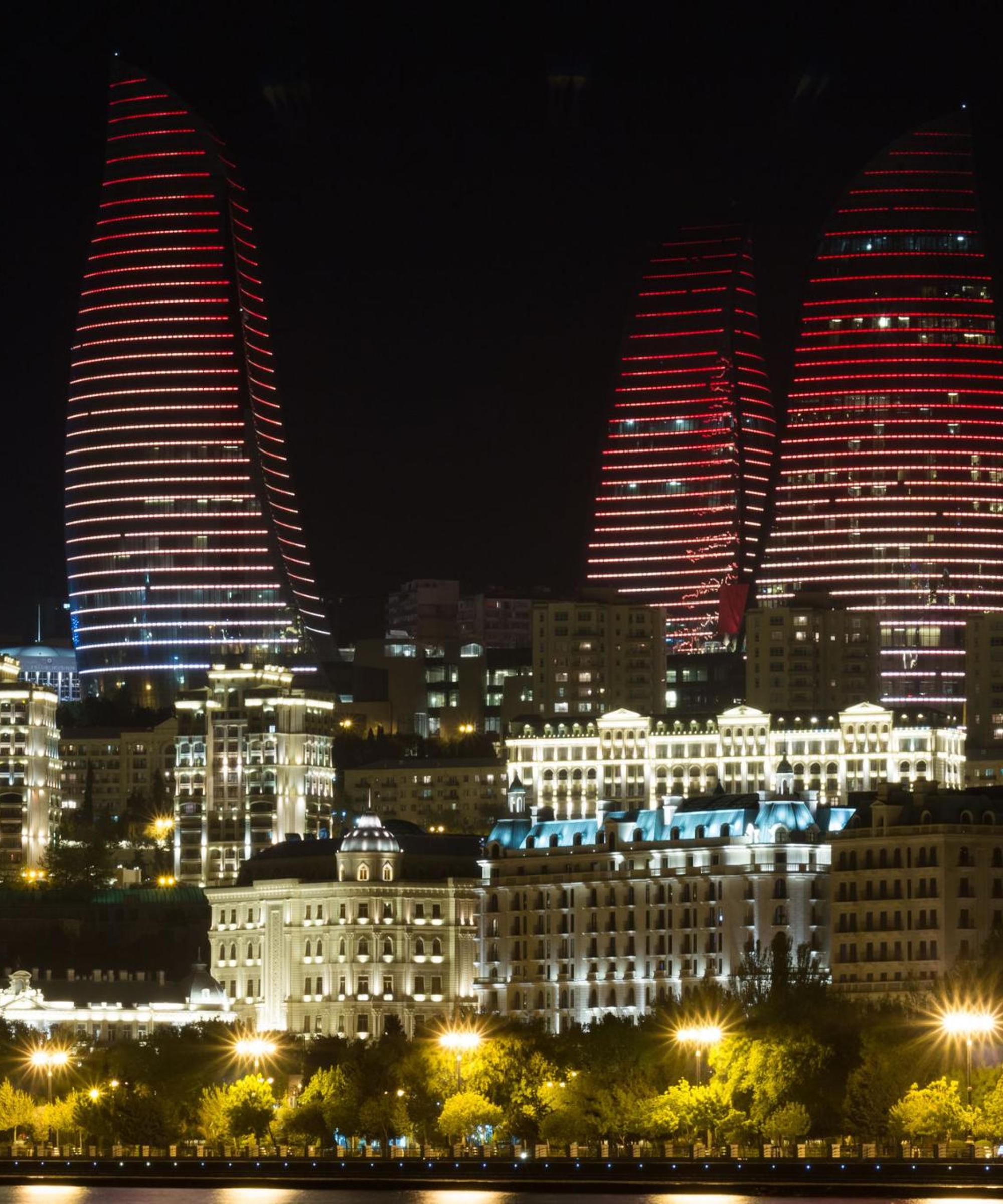 Ази асланов баку. Баку набережная сср. Город баку азербайджан. Азейбарджан столица. К такой баку.