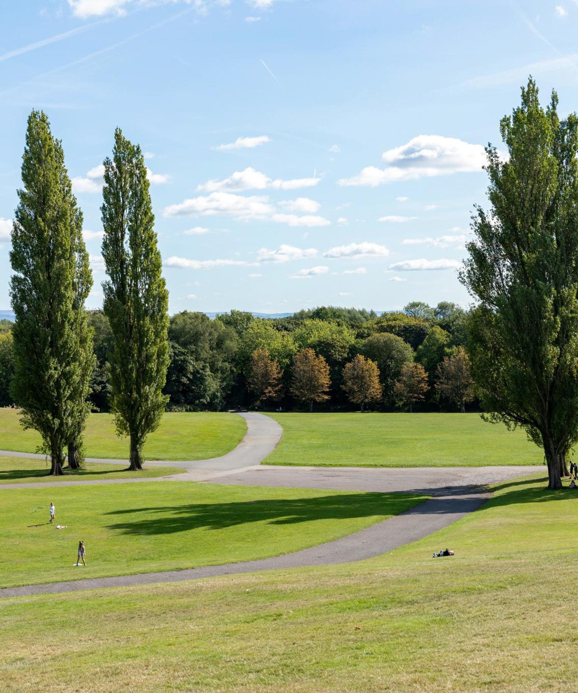 Cheap car hire in Manchester find and compare deals