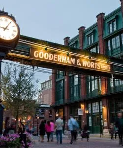 Jedno z nejnavštěvovanějších míst v destinaci Toronto.