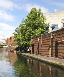 Jedno z nejnavštěvovanějších míst v Birminghamu.