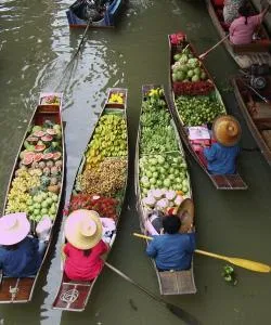 Salah satu landmark yang paling sering dikunjungi di Suratthani.