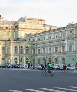 Одна из самых посещаемых достопримечательностей города Санкт-Петербург.
