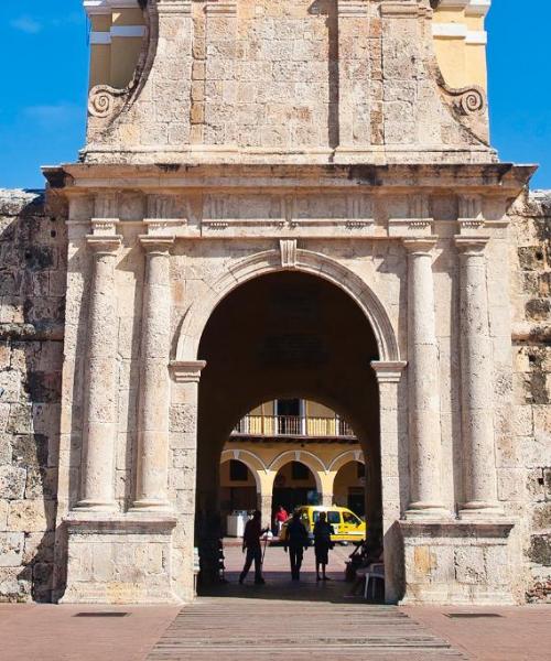 Salah satu landmark yang paling sering dikunjungi di Cartagena de Indias.