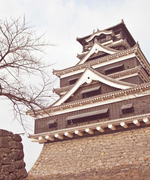 Jedno z nejnavštěvovanějších míst v destinaci Kumamoto.