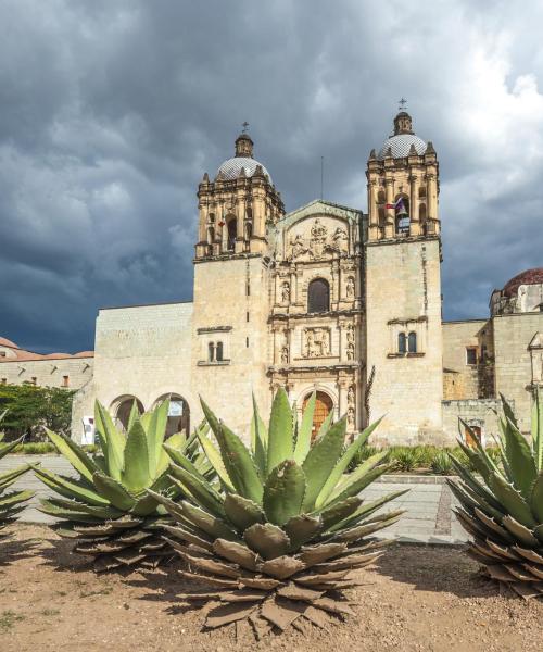 Ena najbolj obiskanih znamenitosti v mestu Oaxaca City.