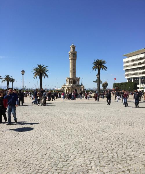 Salah satu mercu tanda yang paling dikunjungi di İzmir.