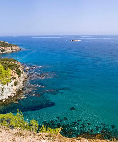 Salah satu mercu tanda yang paling dikunjungi di Polis Chrysochous.