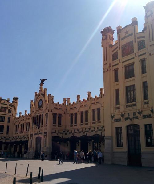 Valensiya'daki en çok ziyaret edilen simge yapılardan biri. 