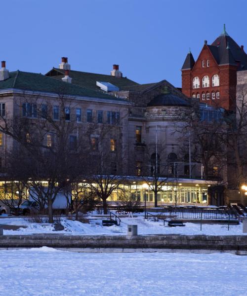 Salah satu landmark yang paling sering dikunjungi di Madison.