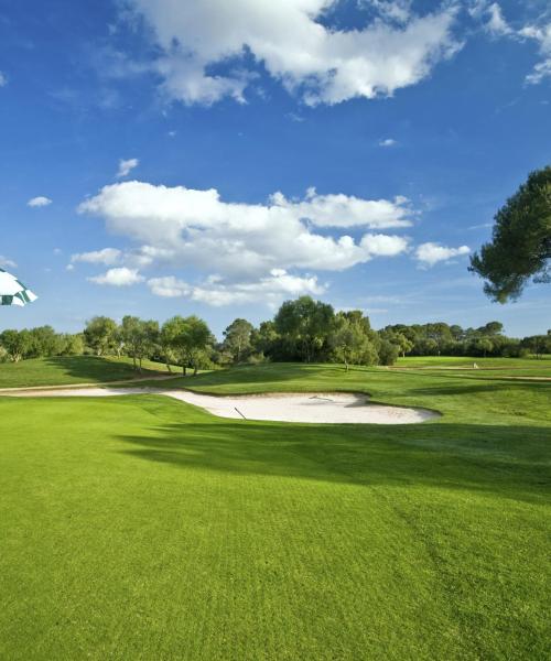 많은 방문객들이 찾는 레이크 메리의 인기 랜드마크.