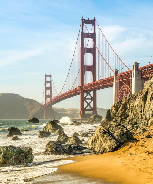 San Francisco şehrindeki en çok ziyaret edilen simge yapılardan biri. 