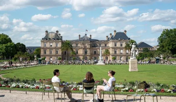 Hotels near Luxembourg Gardens: Perfect Parisian Retreats