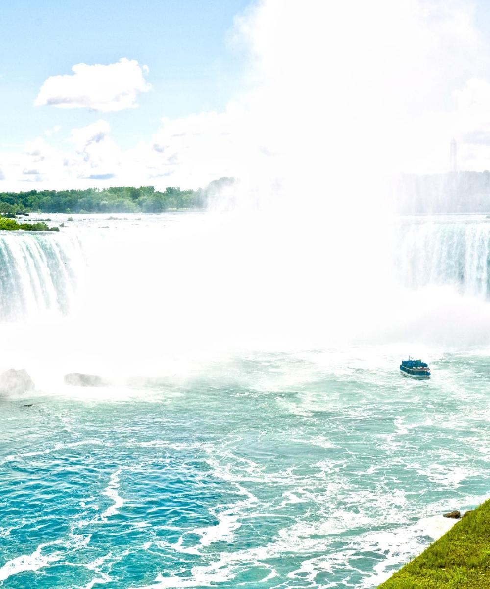 Book cheap flights to Niagara Falls
