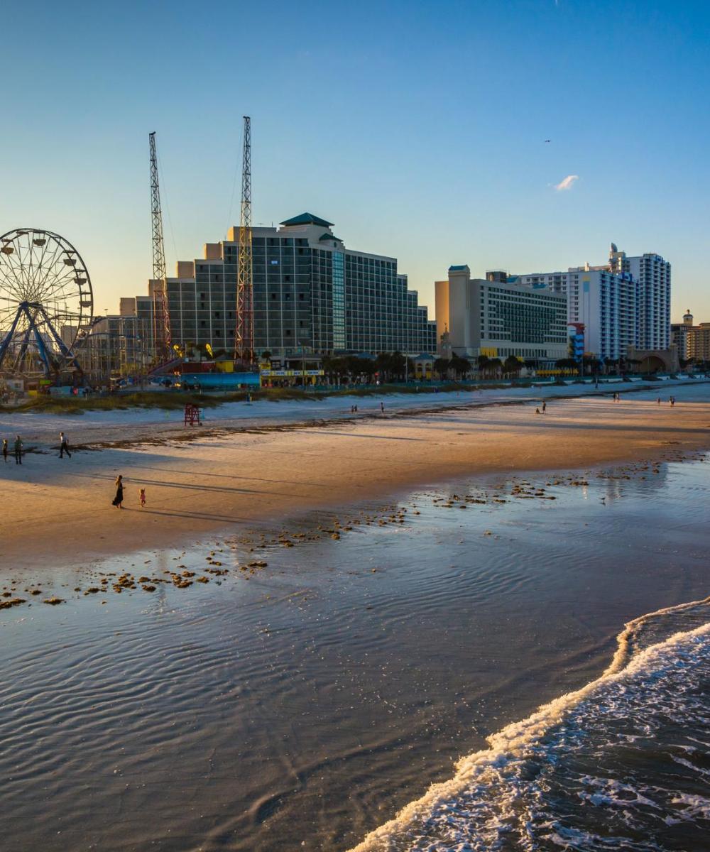 Book cheap flights to Daytona Beach Area