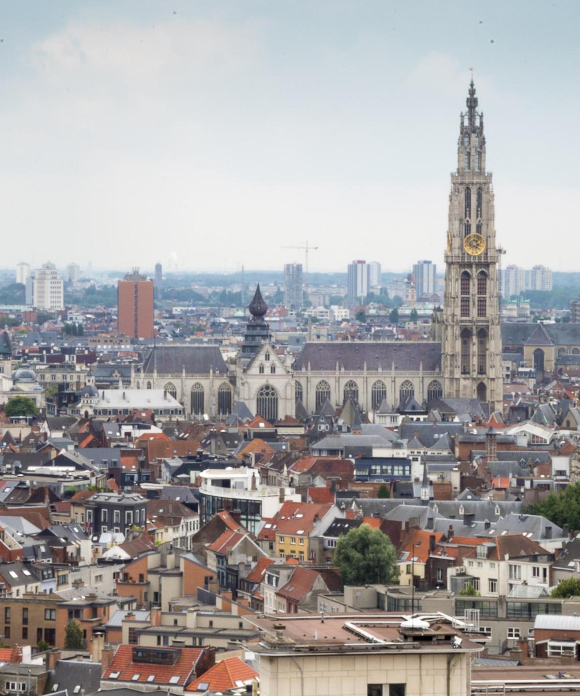 Cheap car hire in Antwerpen Province find and compare deals