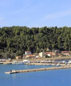 A beautiful view of Ilia.