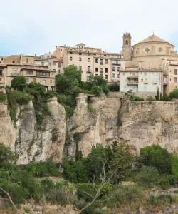 Pemandangan indah bagi Cuenca Province