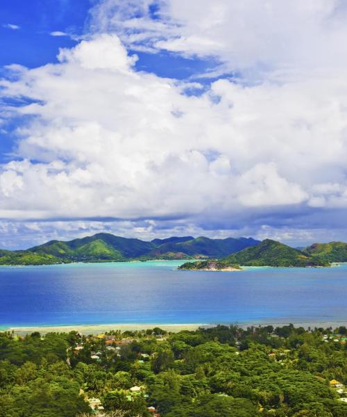 A beautiful view of Praslin.