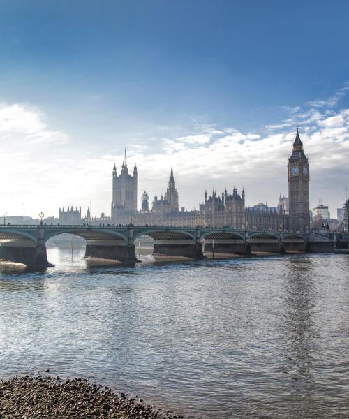 A beautiful view of Thames River