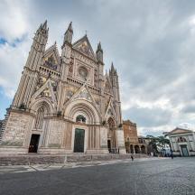 a large cathedral building on a city street