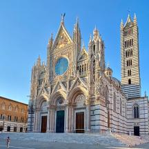 a large cathedral with a large tower and a steeple