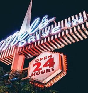 a neon sign that says open hours