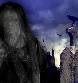 一只乌鸦坐在墓碑上，发出呜呜的声音