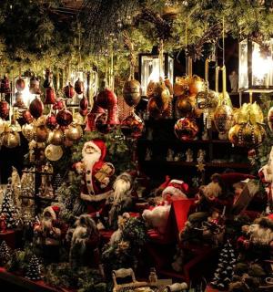 a display of christmas ornaments in a store