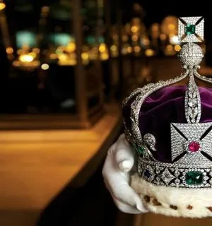Crown Jewels Display