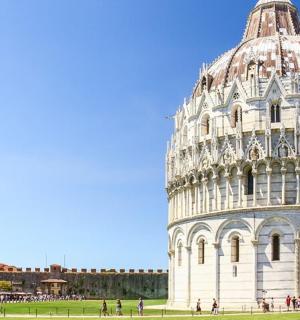 gambar menara pisa yang condong