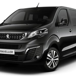 Šedá dodávka izolovaná na bílém pozadí