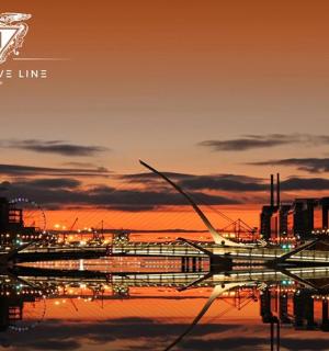 pohled na město při západu slunce