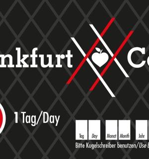 日历上有一位男士和一颗心，还有富兰克林中心的文字