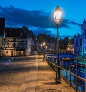 a street light in a city at night