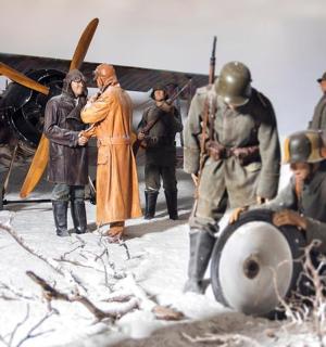 一群人站在飞机旁边