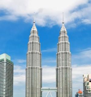 a view of the petronas twin skyscrapers