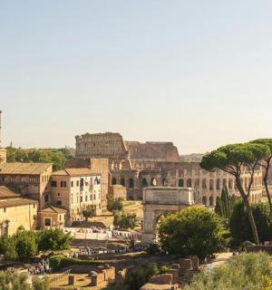 从卫城俯瞰罗马城