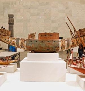 博物馆展出的木船